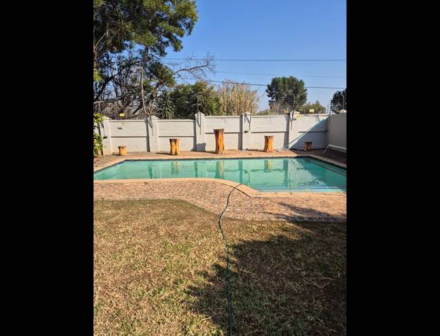 5 BEDROOM PROPERTY TO RENT IN RASLOUW